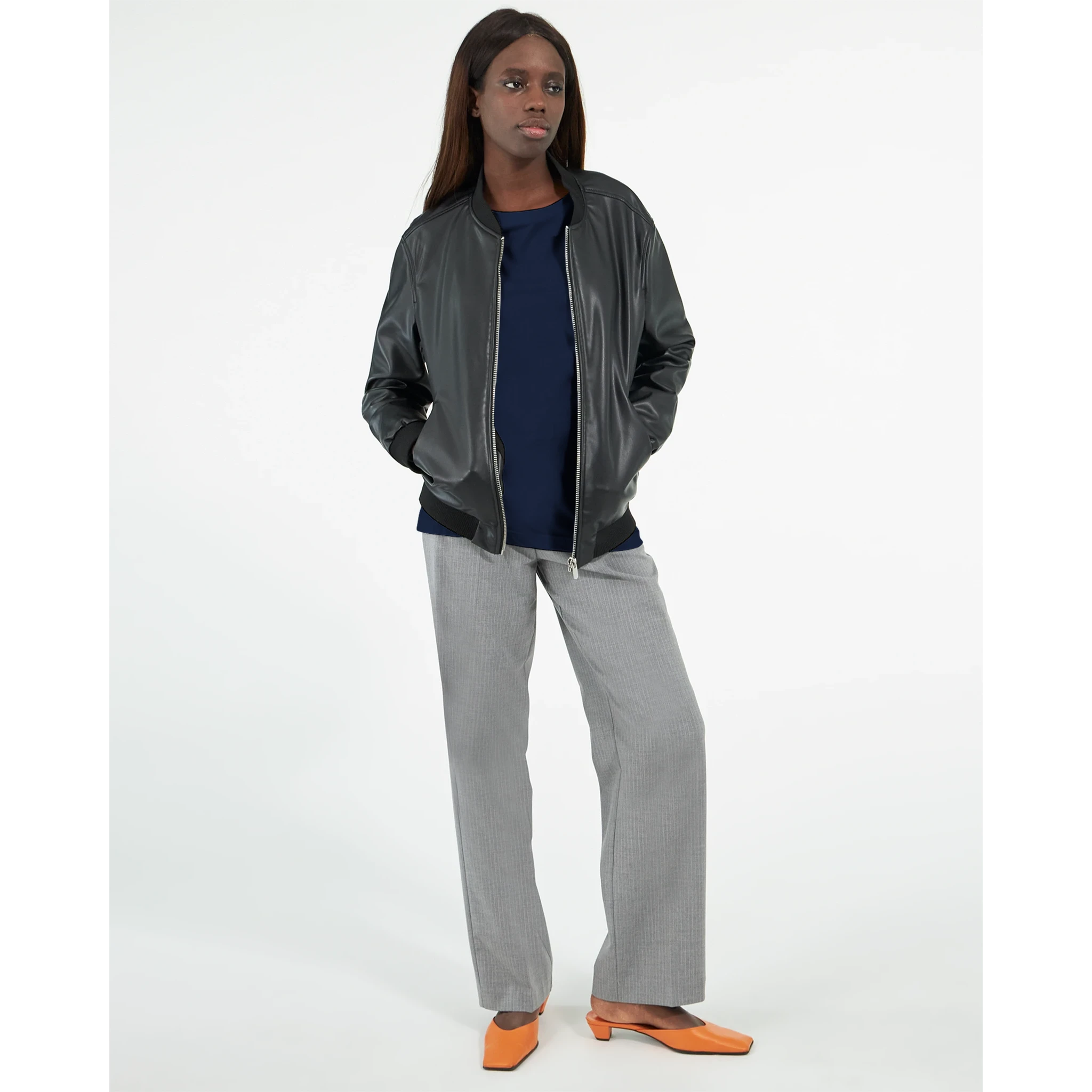 886bbe41-cdc4-421d-ad3b-fec101a2082b